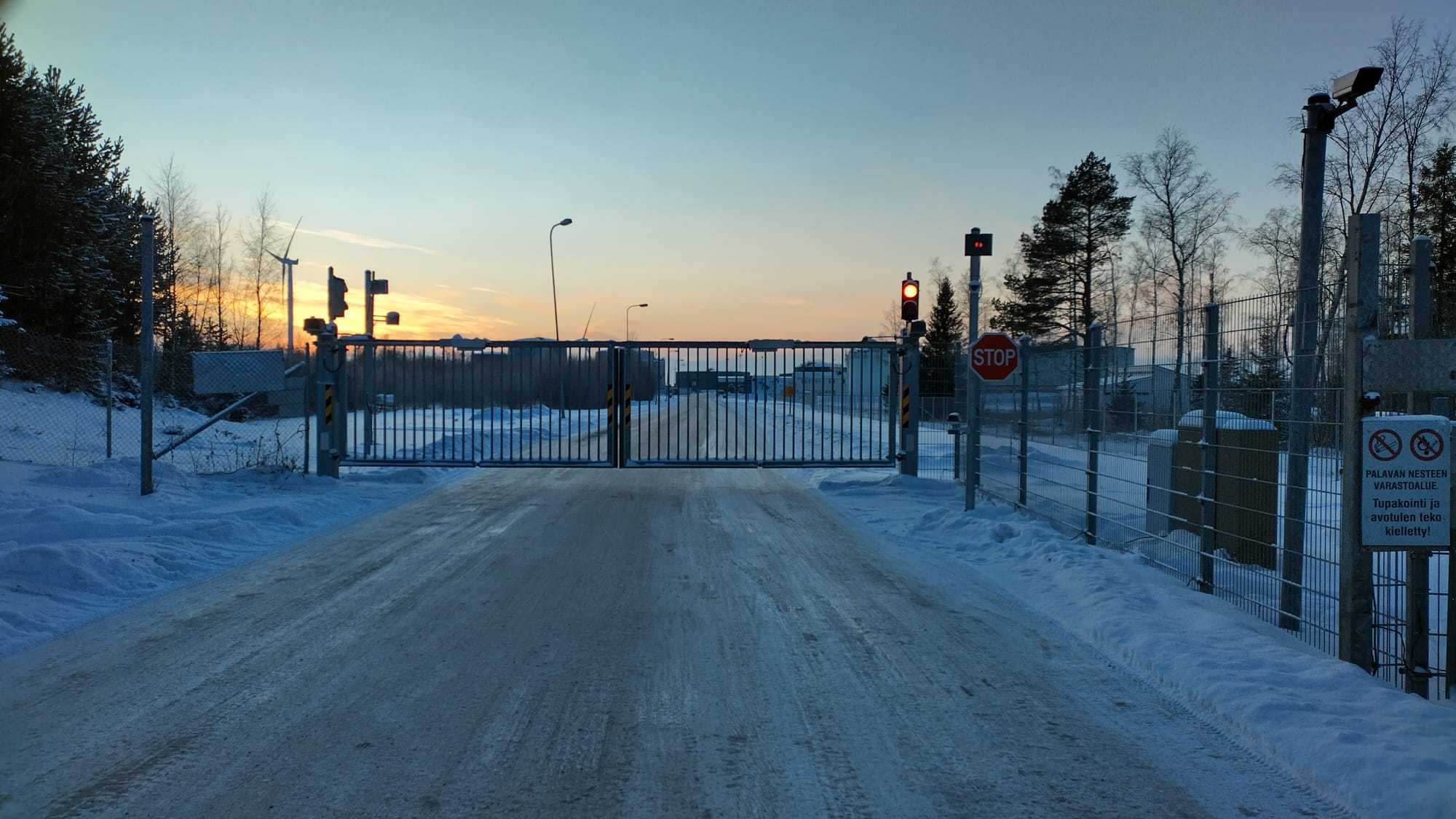 smart gate