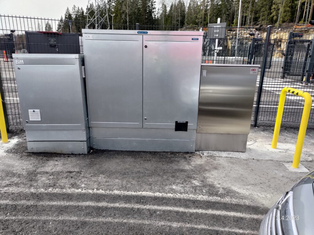 distribution center access control